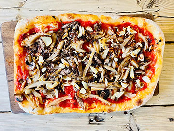 mushroom mixed flatbread